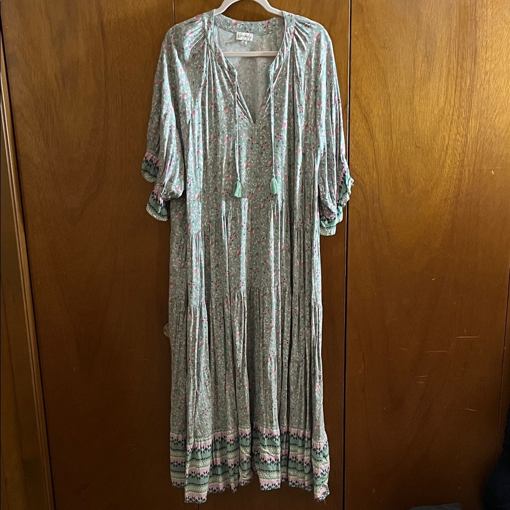 Wonderly maxi dress